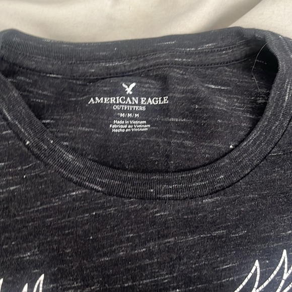 American eagle black medium t-shirt - Picture 2 of 3